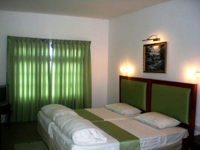 Tea Bush Hotel Nuwara Eliya Exterior photo